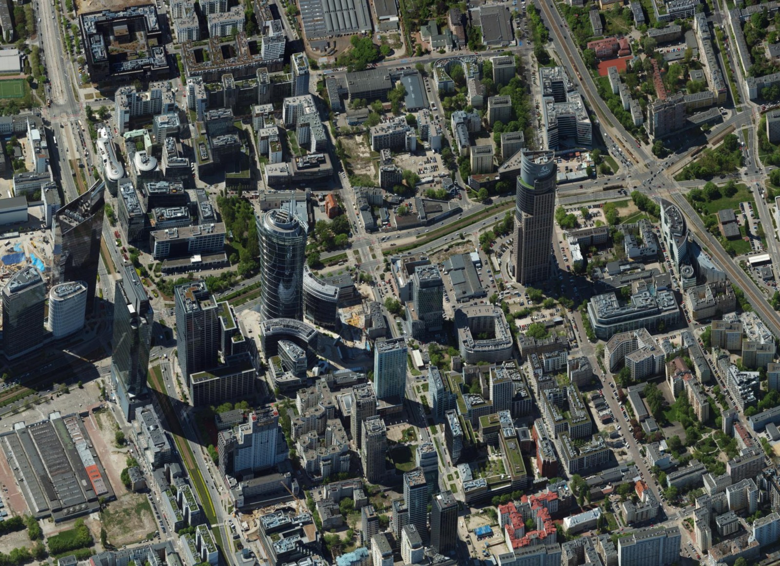 Warszawa – wieżowce na Woli na zdjęciu ukośnym